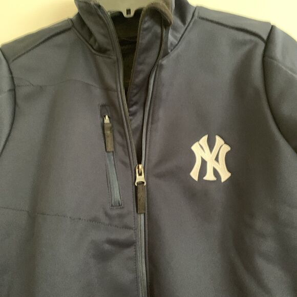 New York Yankees Womens Jacket Blue Sz Small Antigua Lightweight Water Resistant - Picture 3 of 14